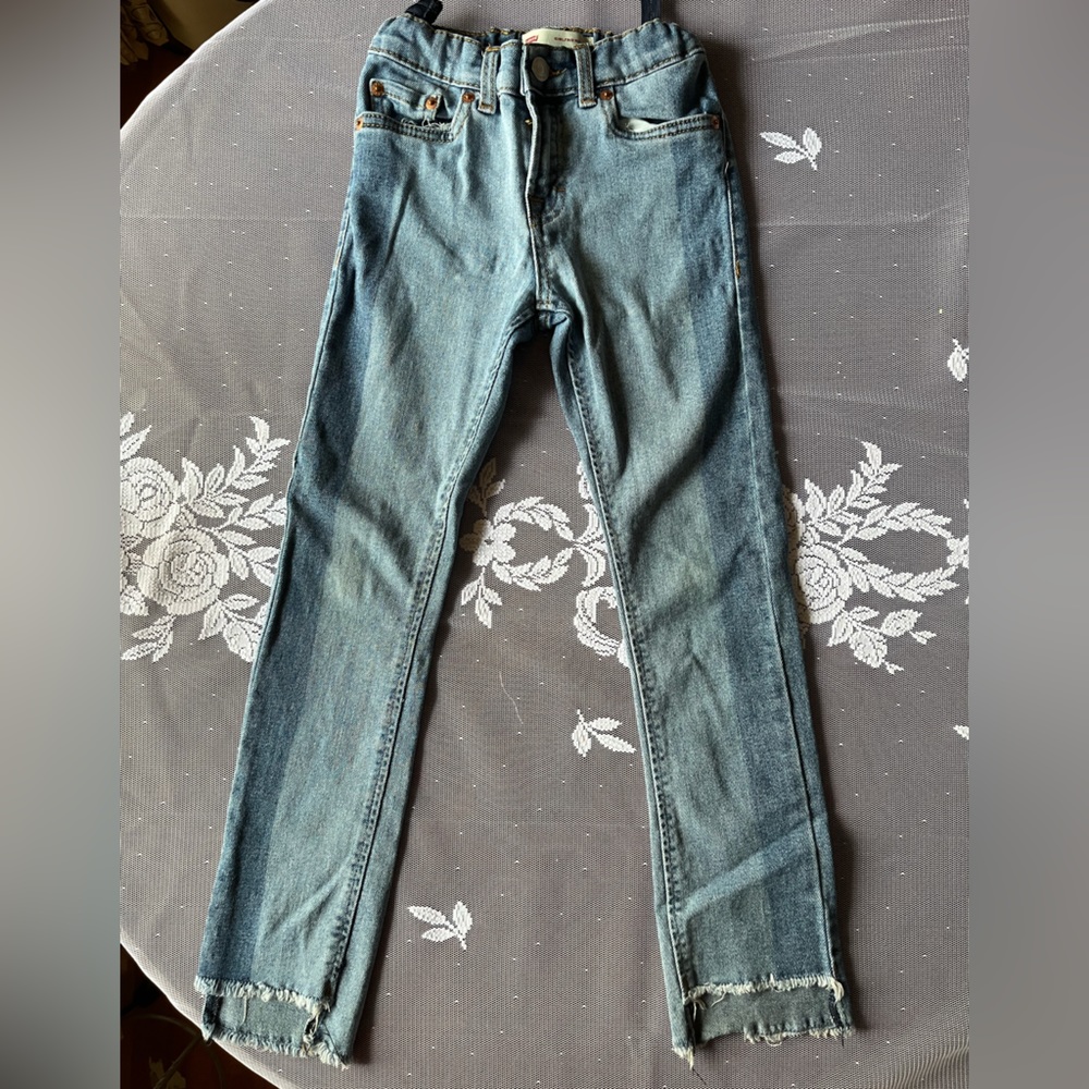 Girl Levi’s Pants Size 7 regular
